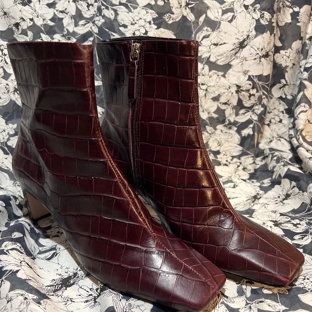 Schutz Leather Ankle Boots